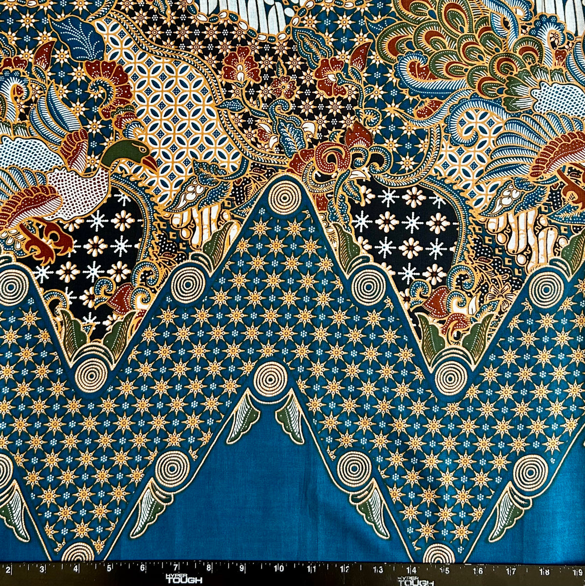 2.3 Yards Batik Pattern Printing Fabric for Sarong, Dress, Sewing, Quilting, DIY Crafts - 42 Inches Wide